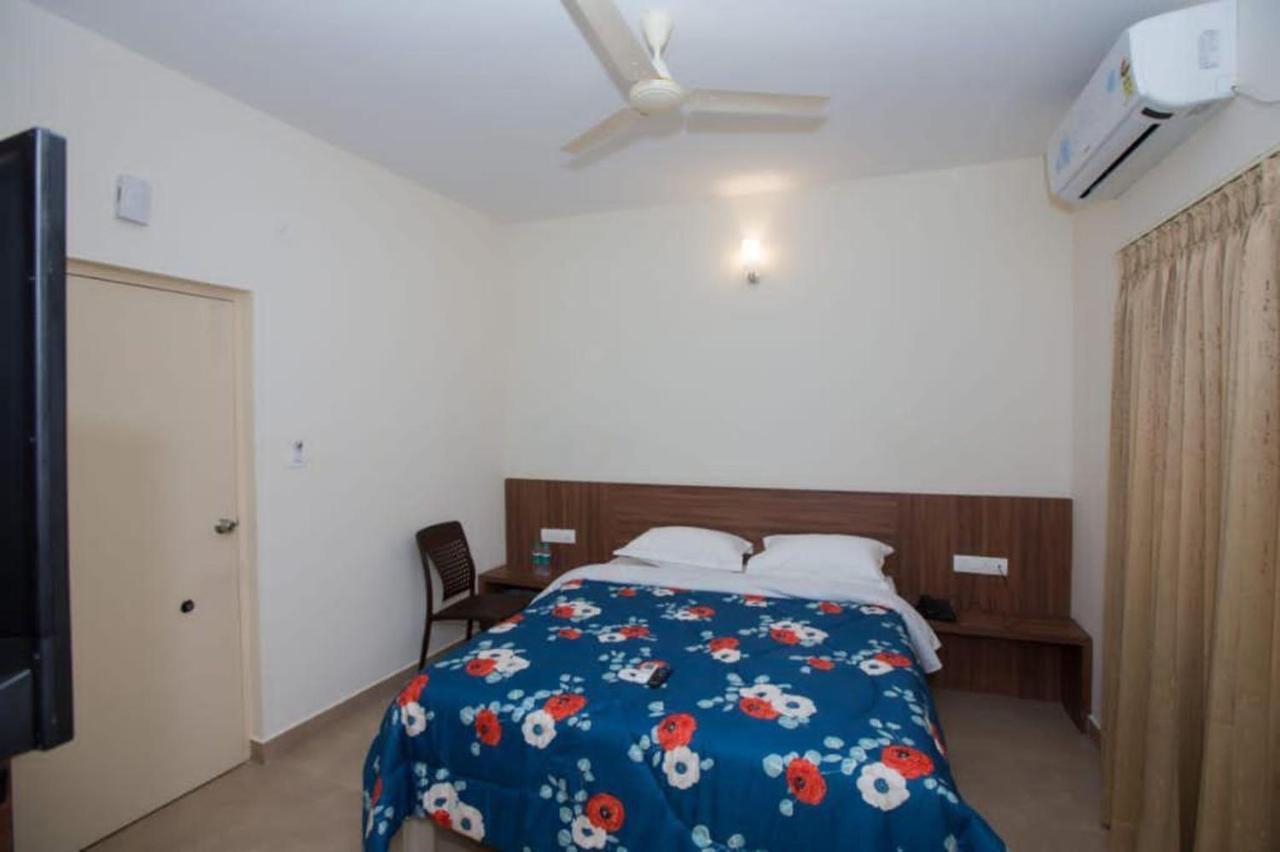 Hotel Vijaya Lakshmi Residency - Yeshwanthpur Bangalore Exterior foto