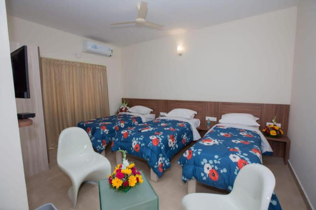 Hotel Vijaya Lakshmi Residency - Yeshwanthpur Bangalore Exterior foto
