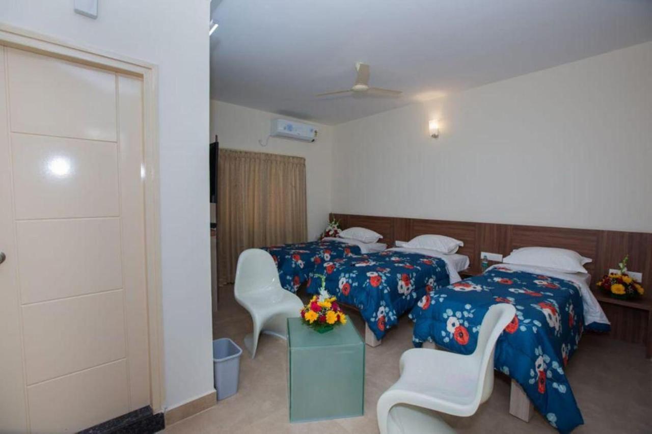 Hotel Vijaya Lakshmi Residency - Yeshwanthpur Bangalore Exterior foto